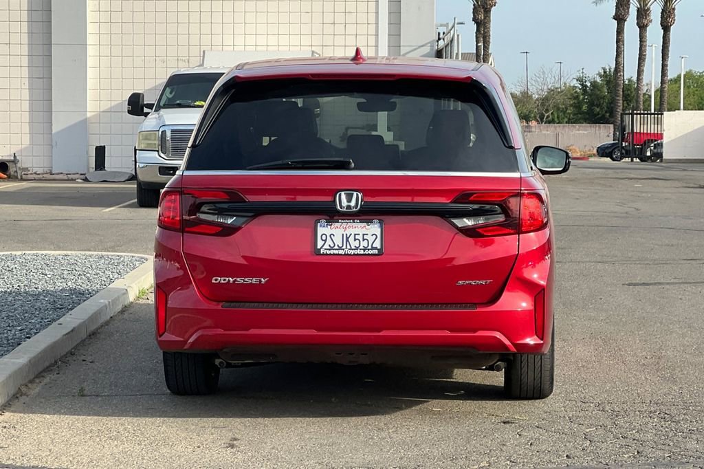 Used 2025 Honda Odyssey Sport-L image 6