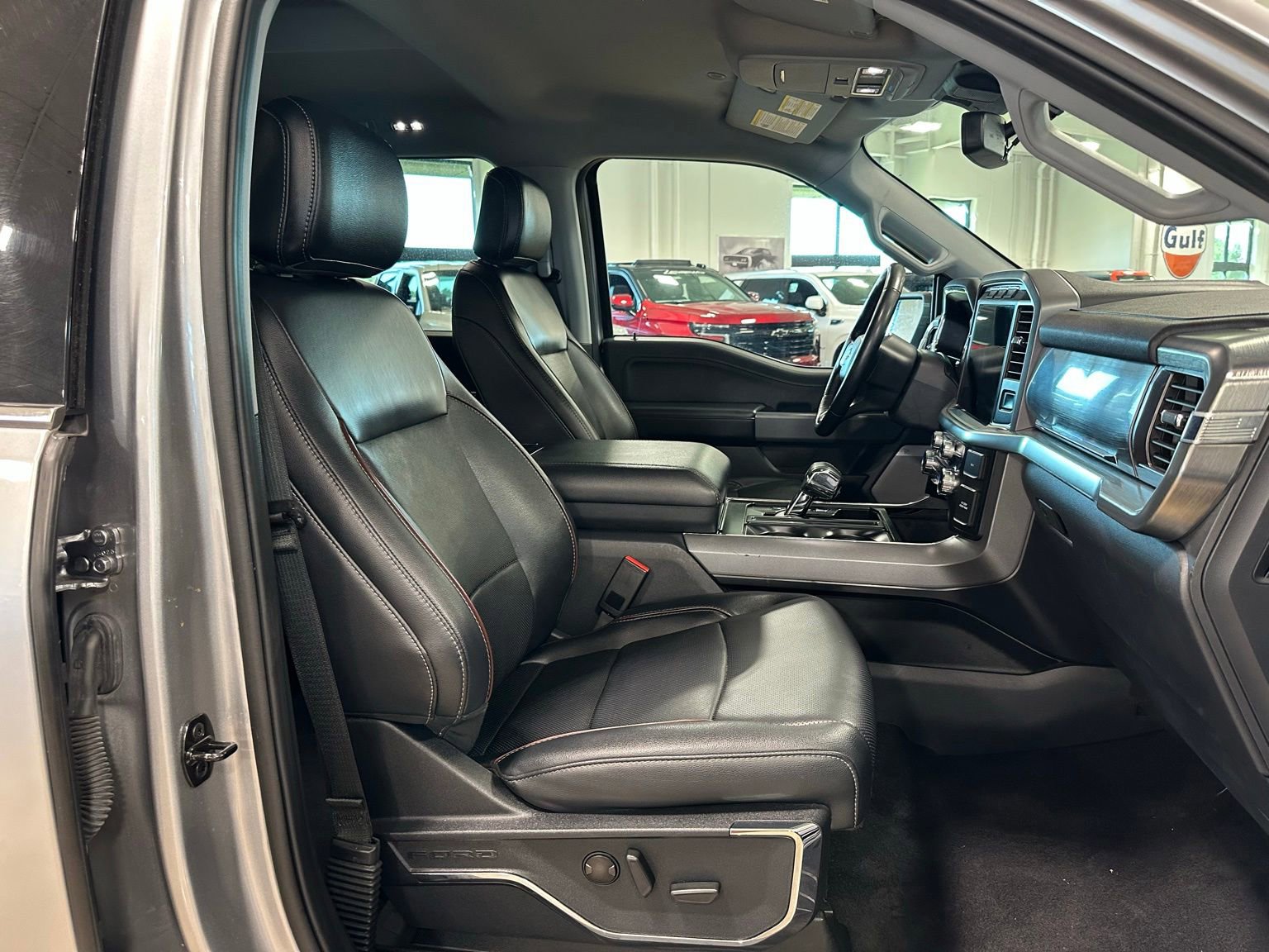 Used 2023 Ford F150 Lariat AWD/4WD image 40