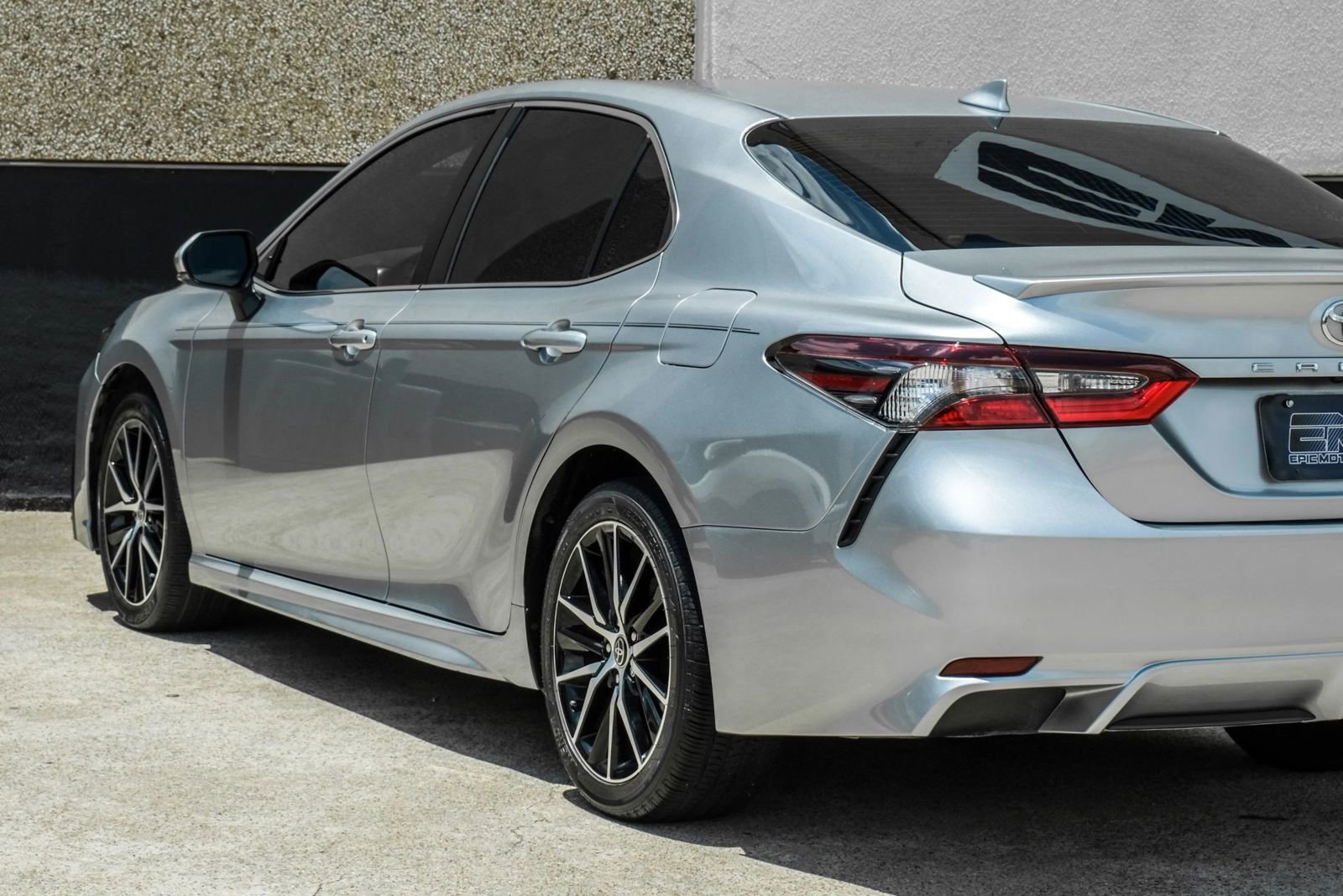 Used 2023 Toyota Camry SE FWD image 12