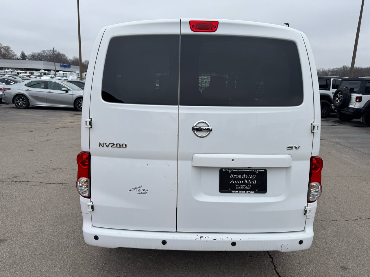 Used 2020 Nissan NV200 SV w/ Sliding Glass Door Package image 4