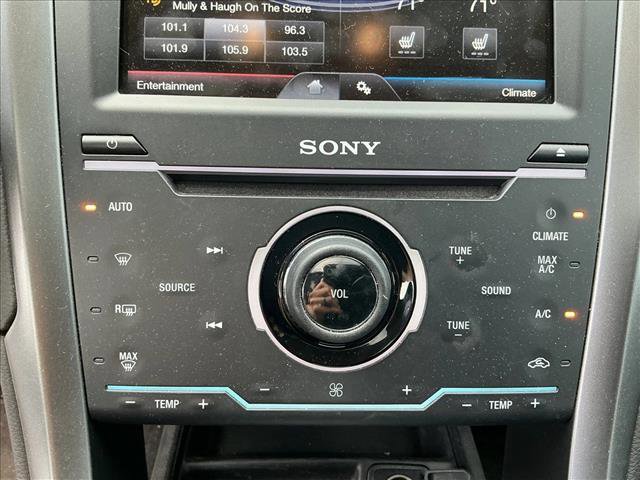 Used 2015 Ford Fusion Titanium image 12