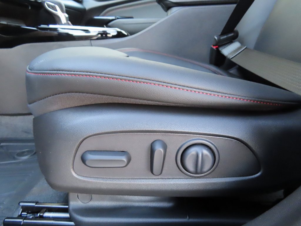 New 2026 Chevrolet Trax RS w/ Driver Confidence Package image 8