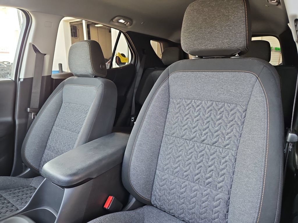Used 2024 Chevrolet Equinox LT AWD/4WD image 23