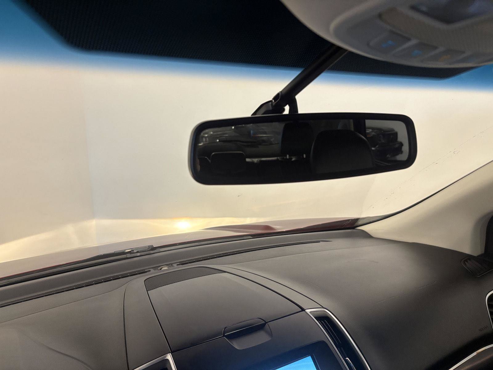 Used 2015 Ford Edge Titanium AWD/4WD image 26
