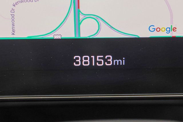 Used 2025 Chevrolet Tahoe Z71 image 34