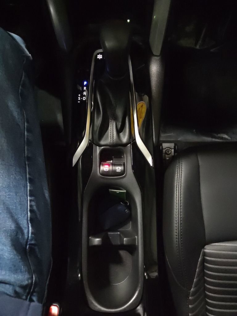 Used 2025 Toyota Corolla Cross AWD Hybrid w/ Convenience Package image 25