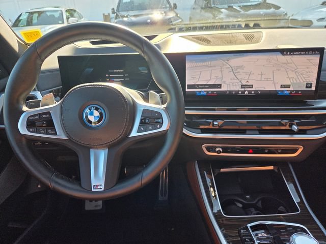 Certified 2024 BMW X5 xDrive50e w/ Executive Package AWD/4WD image 13