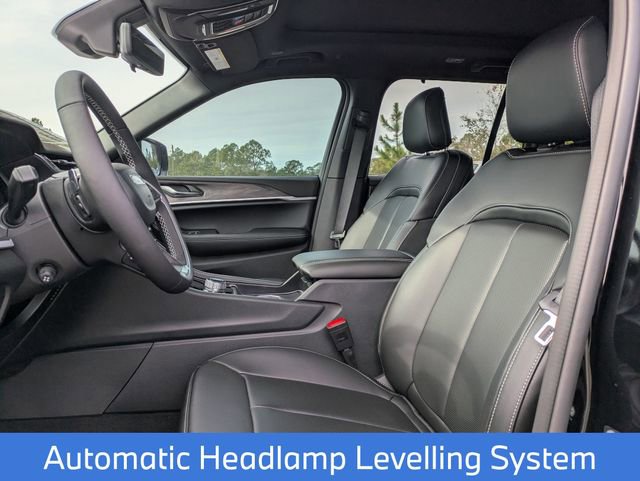 New 2025 Jeep Grand Cherokee Limited w/ Luxury Tech Group II AWD/4WD image 15