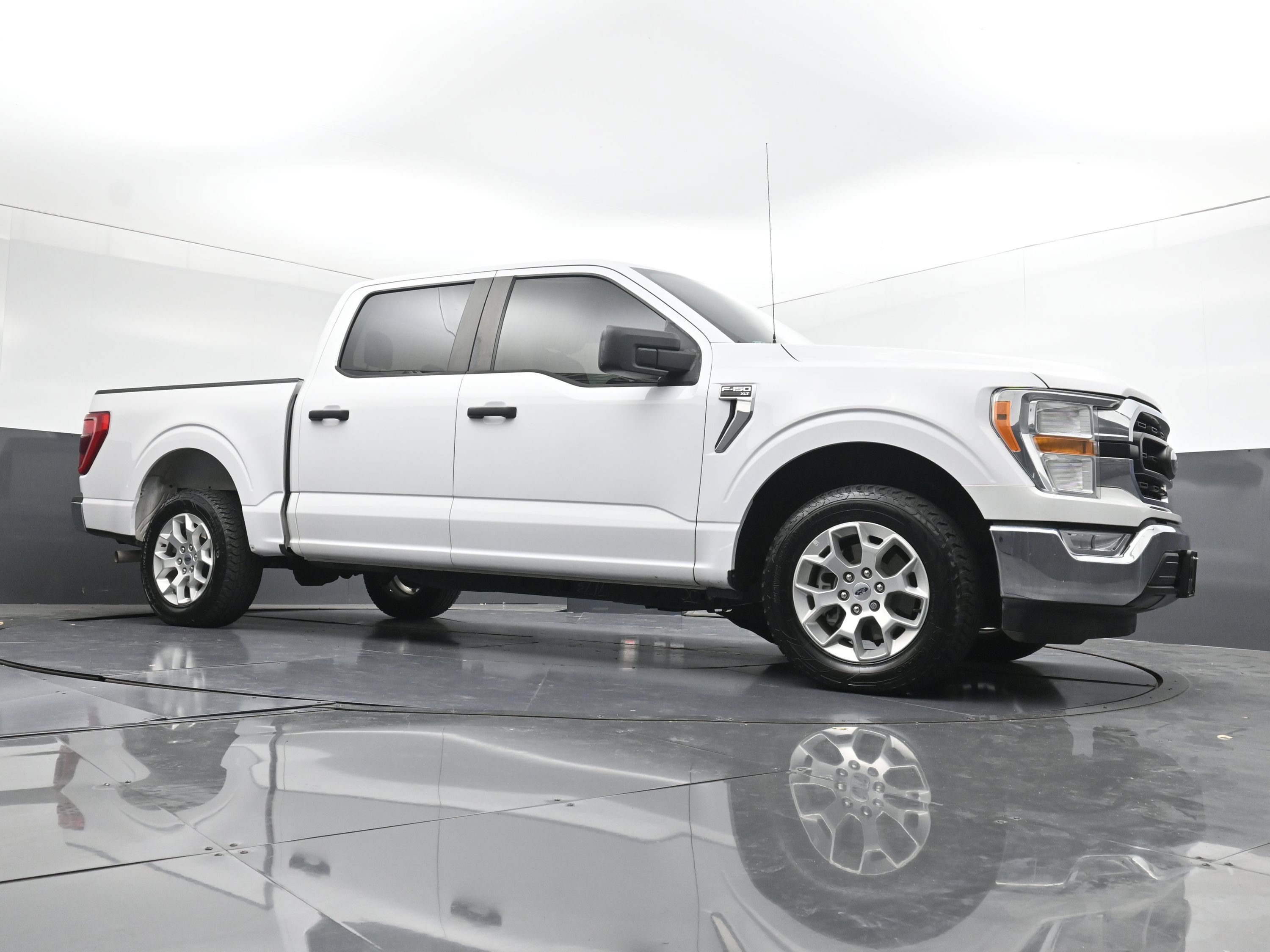 Used 2021 Ford F150 XLT RWD image 24