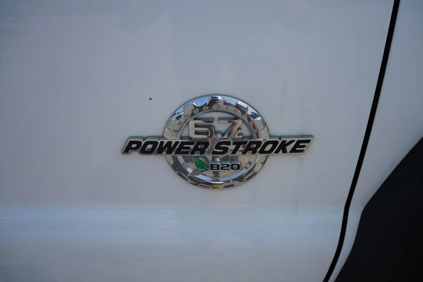Used 2015 Ford F550 4x4 Crew Cab Super Duty image 34