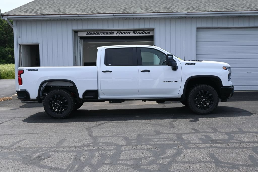 New 2026 Chevrolet Silverado 2500 LT w/ Trail Boss Package AWD/4WD image 5