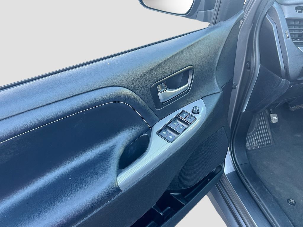 Used 2020 Toyota Sienna SE w/ Carpet Mat Package FWD image 17