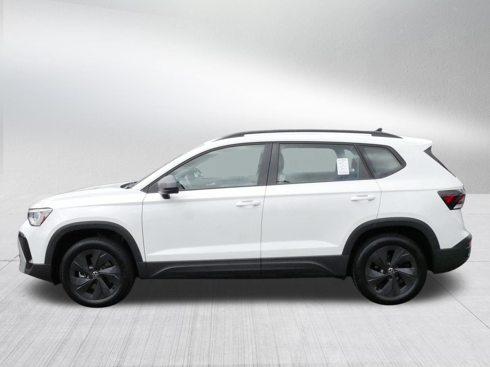 Certified 2025 Volkswagen Taos S FWD image 4
