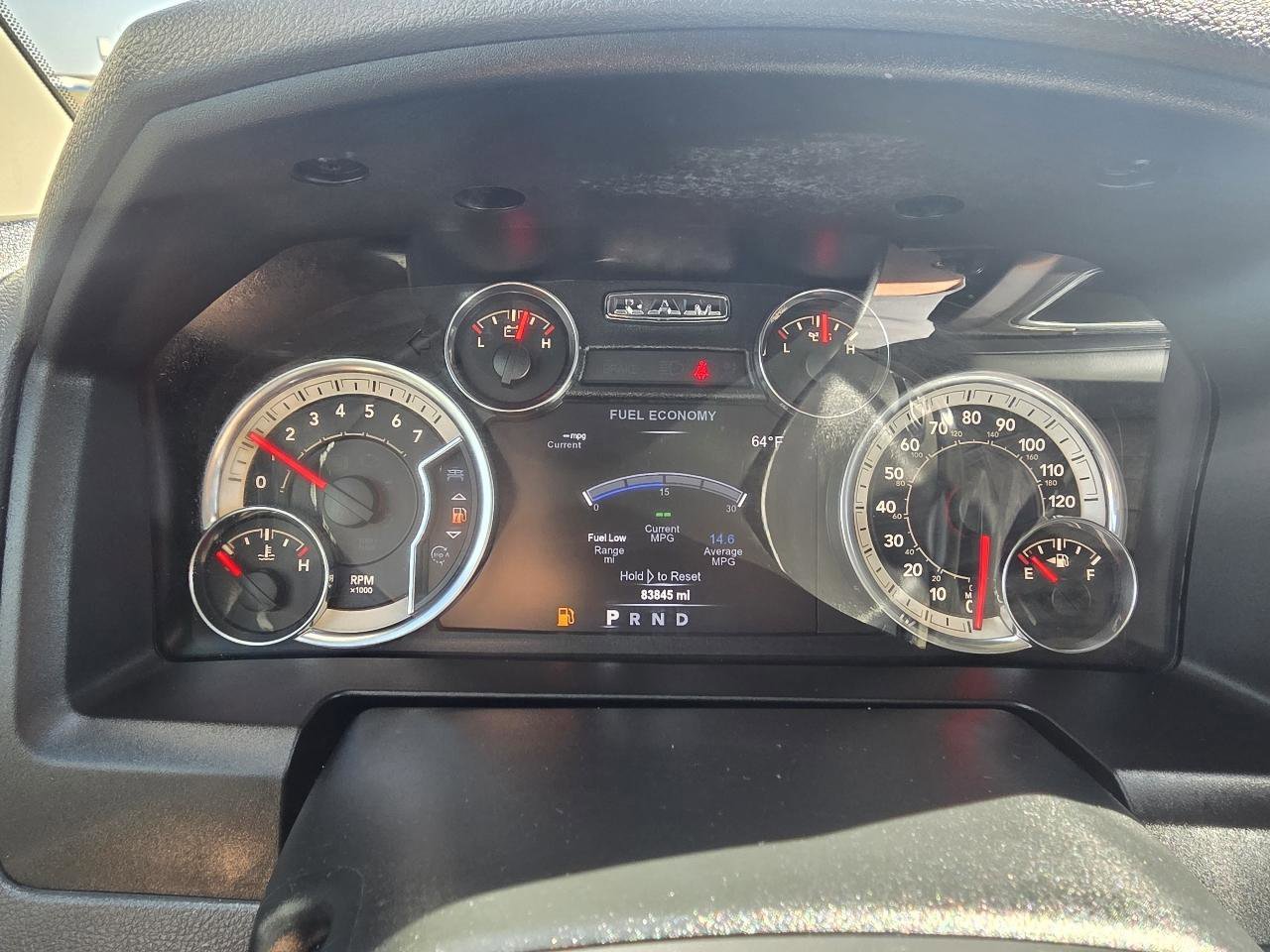 Used 2018 RAM 1500 SLT image 18