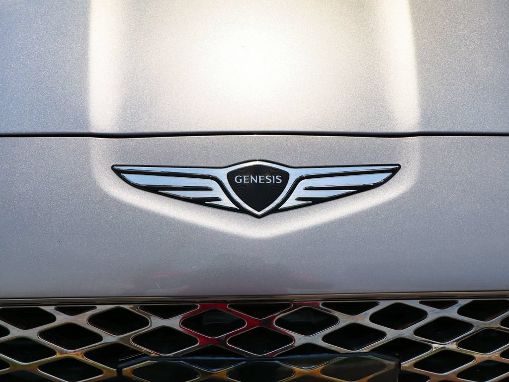 Used 2025 Genesis G70 2.5T AWD/4WD image 12