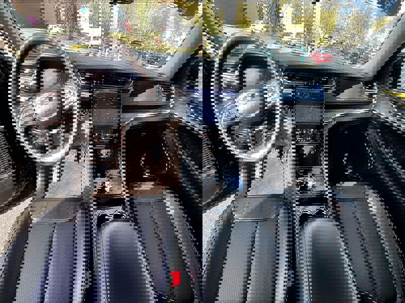 Used 2023 Jeep Grand Cherokee L Limited w/ Luxury Tech Group II AWD/4WD image 21