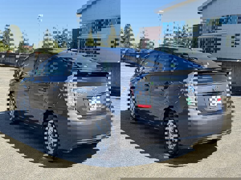 Used 2011 Toyota Prius Two image 3