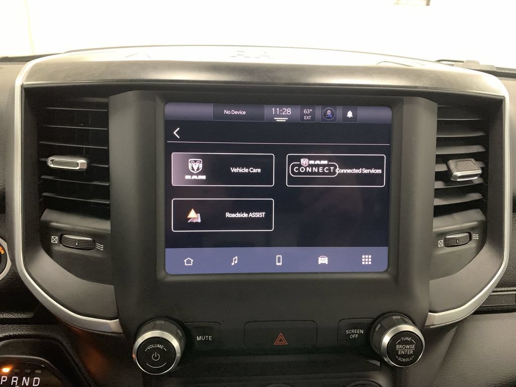 Used 2022 RAM 1500 Big Horn AWD/4WD image 40
