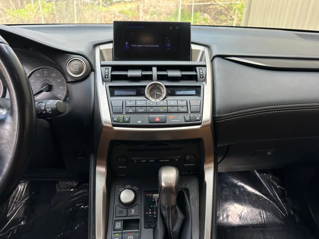 Used 2017 Lexus NX 200t FWD image 18