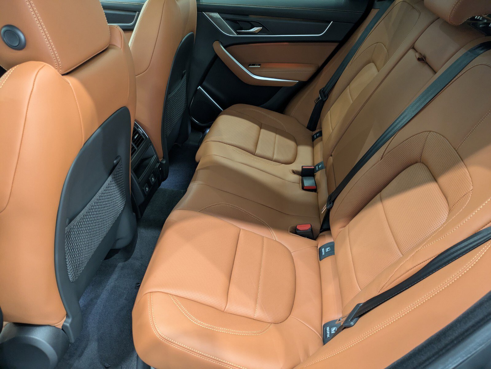 New 2026 Jaguar F-PACE R-Dynamic S image 13