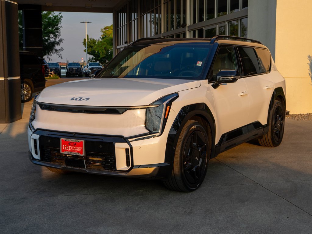 New 2026 Kia EV9 GT-Line image 3