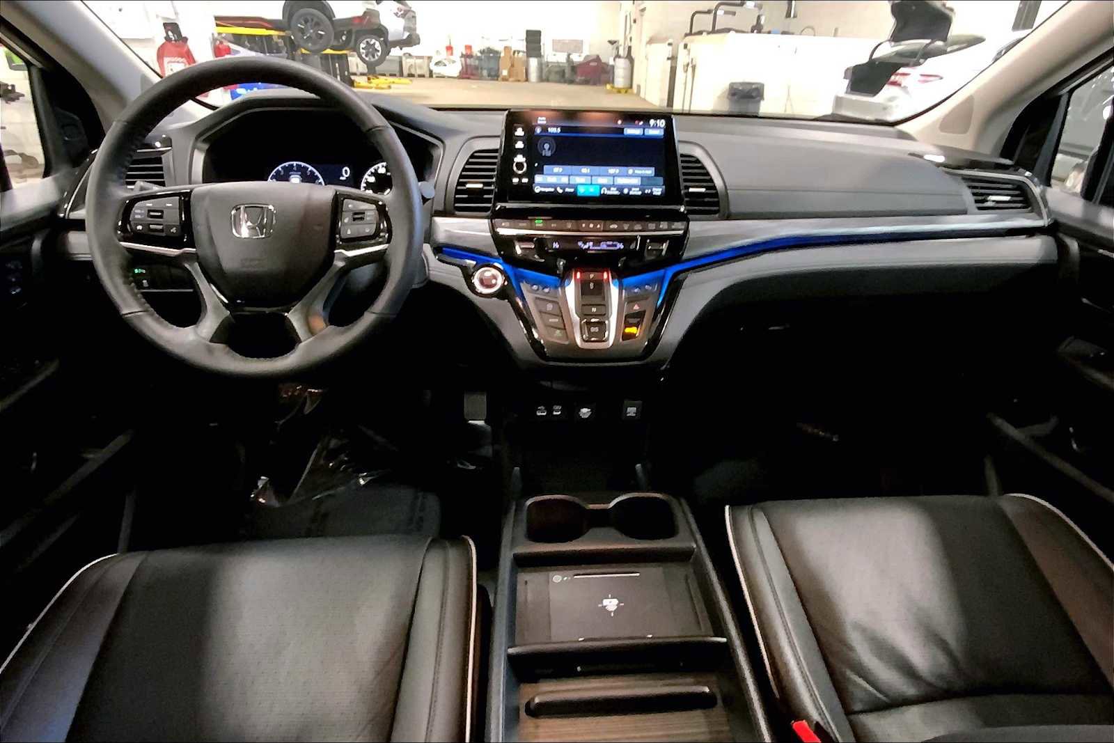 Used 2026 Honda Odyssey Elite image 15