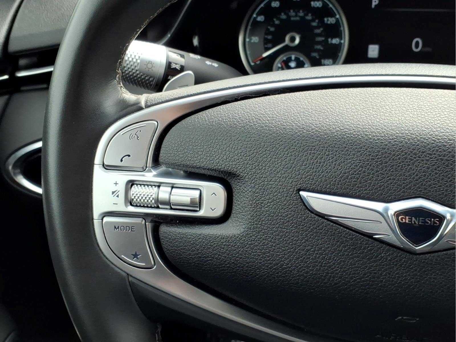 Used 2025 Genesis GV70 2.5T AWD/4WD image 20