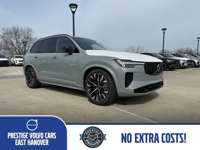 New 2026 Volvo XC90 T8 Ultra w/ Lounge Package