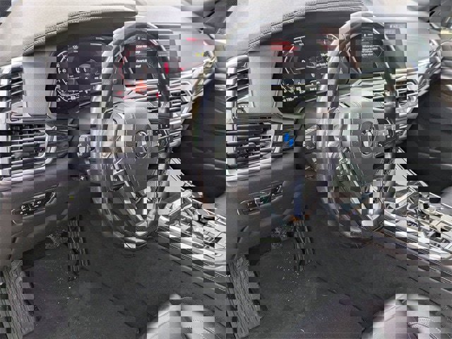 Used 2020 BMW X5 xDrive40i w/ Premium Package image 7