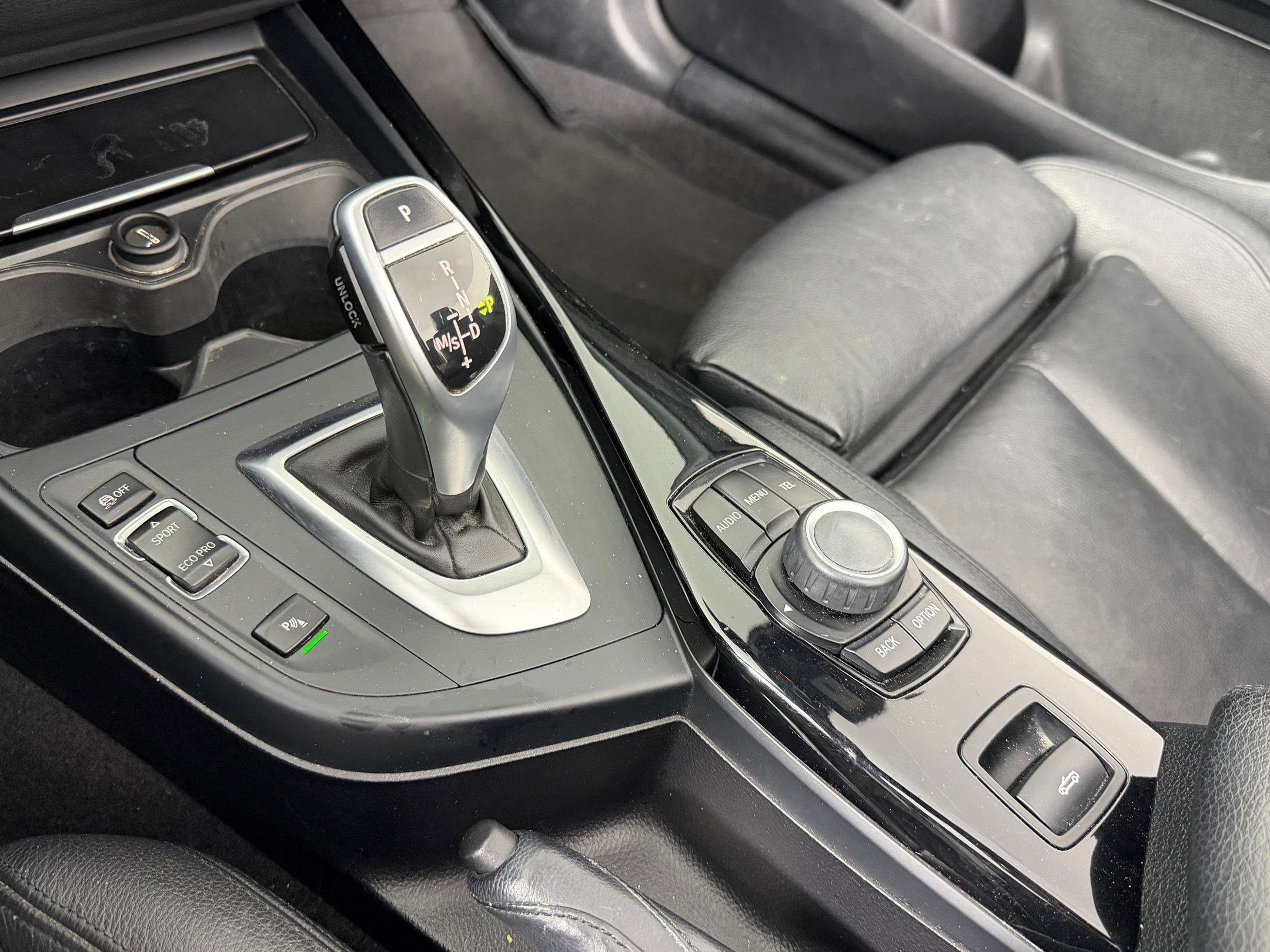 Used 2015 BMW 228i xDrive Convertible image 24