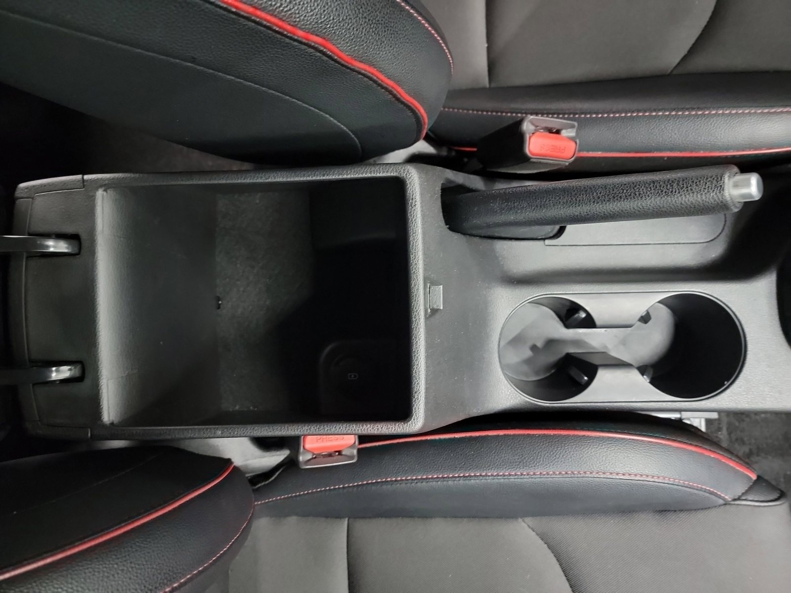 Used 2020 Kia Forte GT image 29