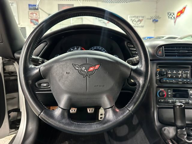 Used 2001 Chevrolet Corvette Z06 w/ Memory Pkg image 29