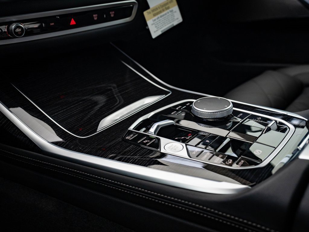 New 2026 BMW X7 xDrive40i w/ M Sport Package image 40