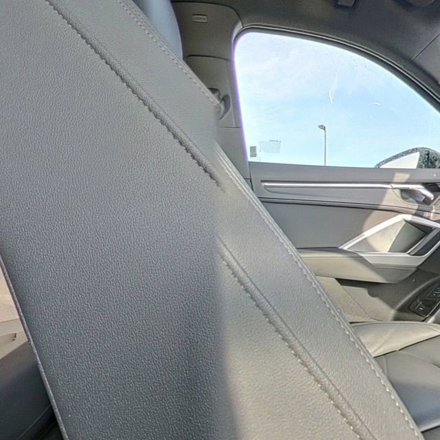 Used 2022 Audi Q3 2.0T Premium Plus w/ Premium Plus Package image 28