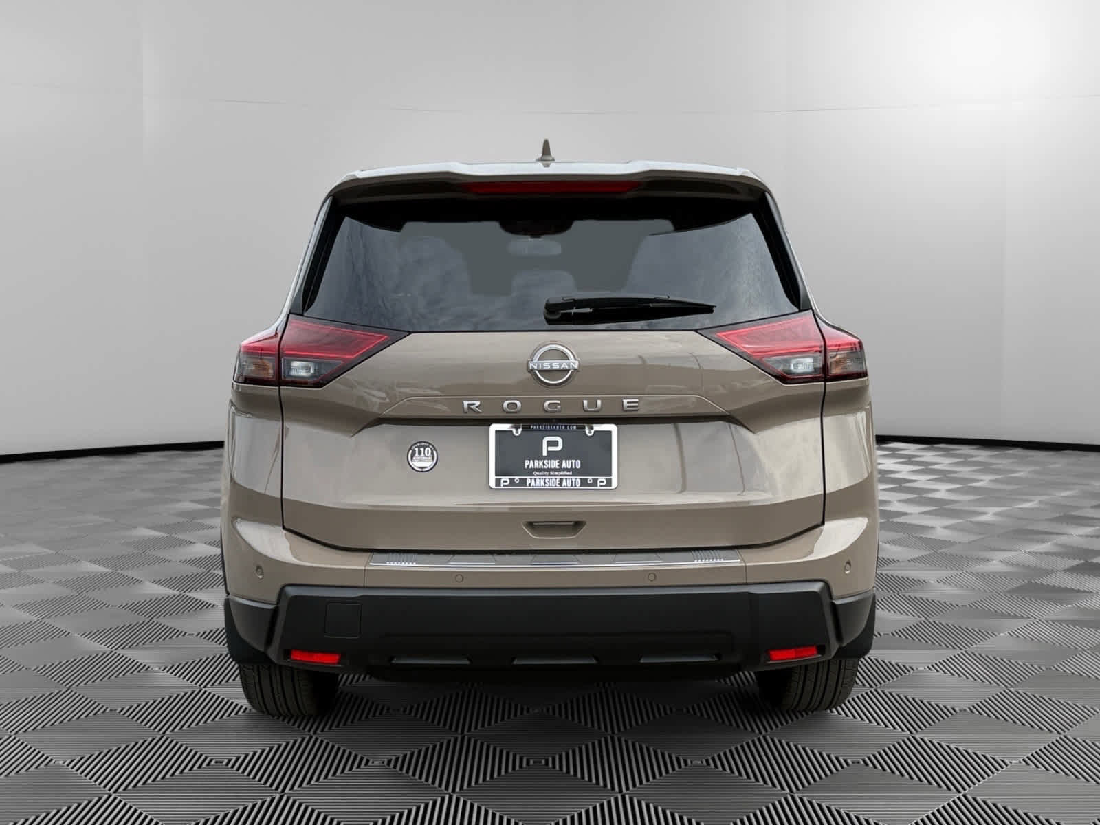 Used 2025 Nissan Rogue SV FWD image 4