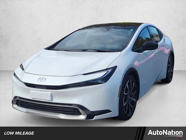 Used 2025 Toyota Prius Plug-In Hybrid w/ Limited Premium Package image 1