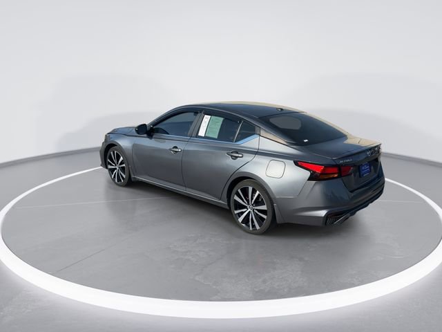 Used 2020 Nissan Altima 2.5 SR w/ Premium Package image 5