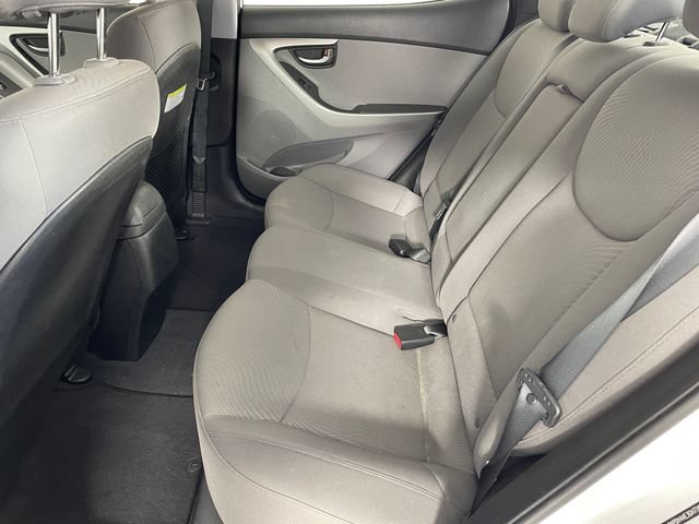 Used 2016 Hyundai Elantra SE FWD image 11