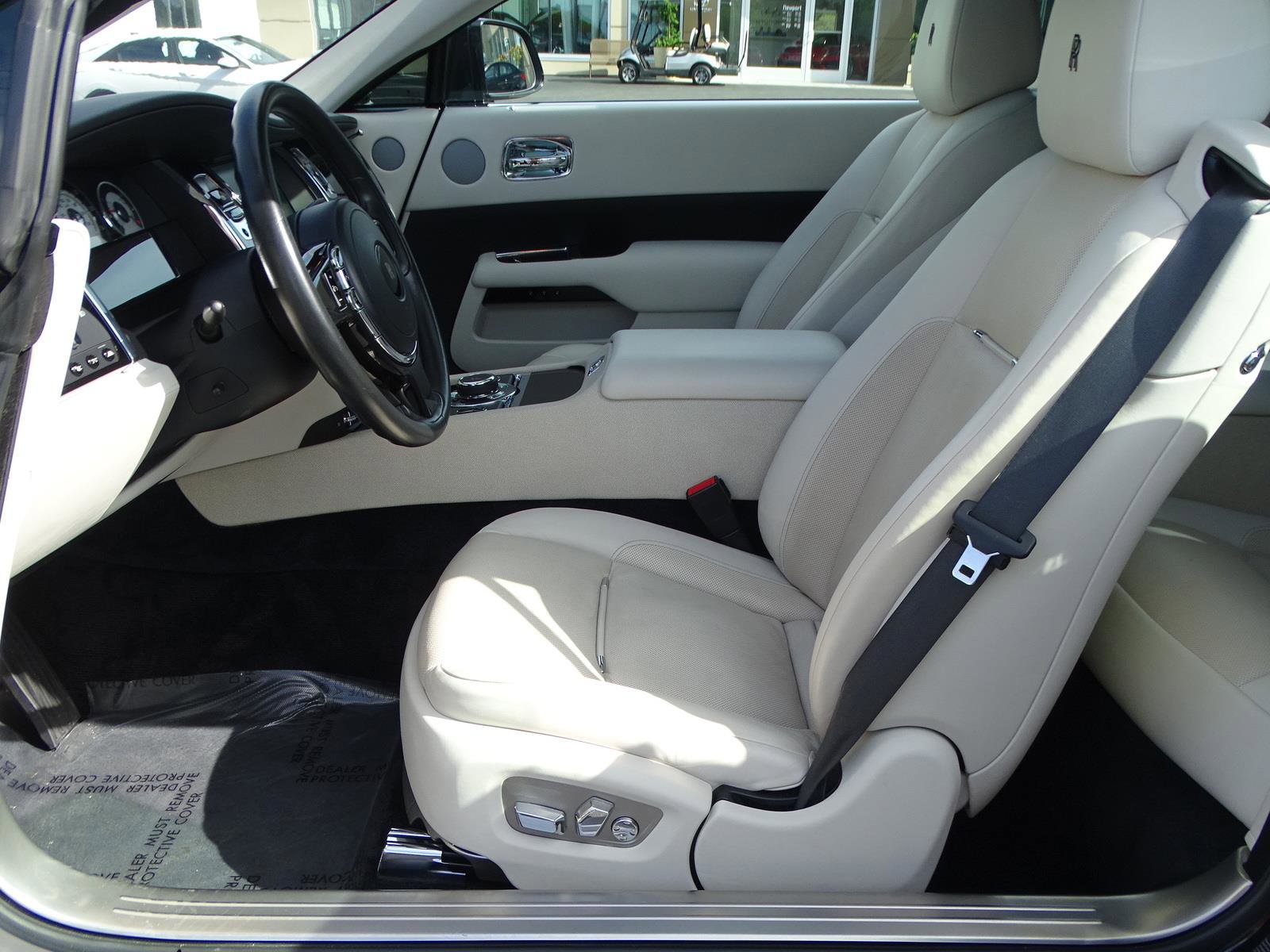 Used 2015 Rolls-Royce Wraith RWD image 10