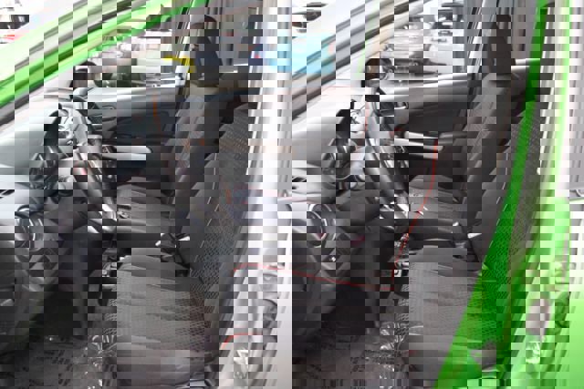 Used 2012 MAZDA MAZDA2 Touring FWD image 9