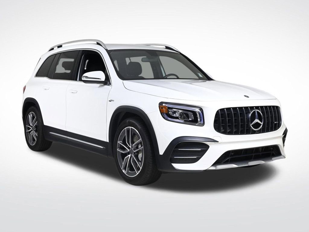 Used 2022 Mercedes-Benz GLB 35 AMG 4MATIC image 7