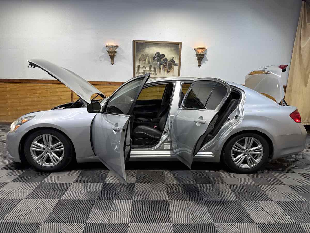 Used 2013 INFINITI G37 Journey w/ Premium Pkg RWD image 13