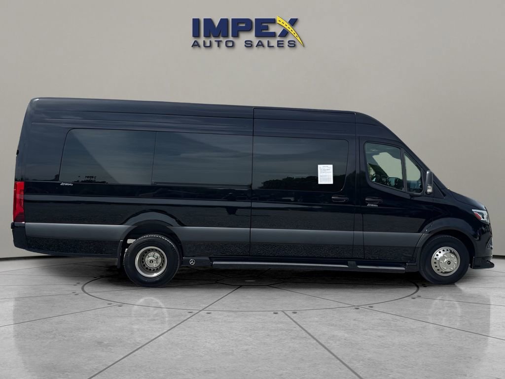 Used 2024 Mercedes-Benz Sprinter 3500 image 6