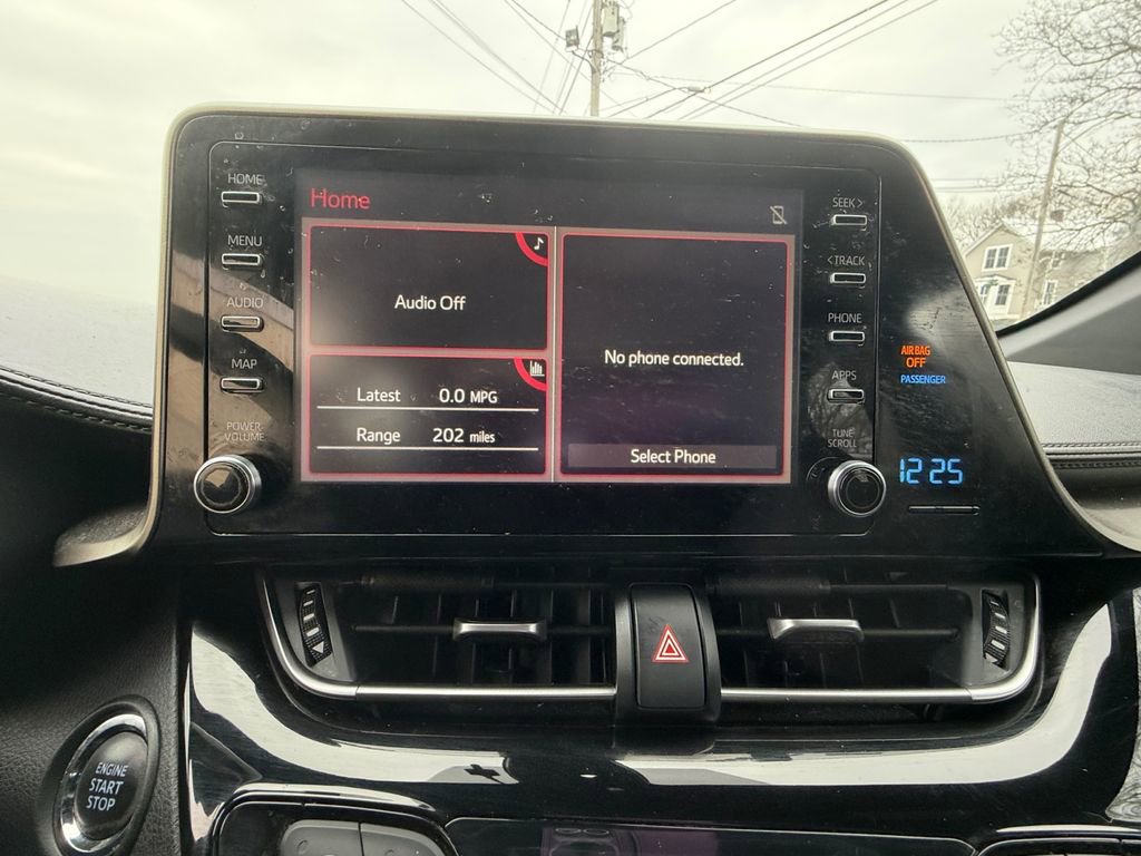 Used 2019 Toyota C-HR XLE image 21