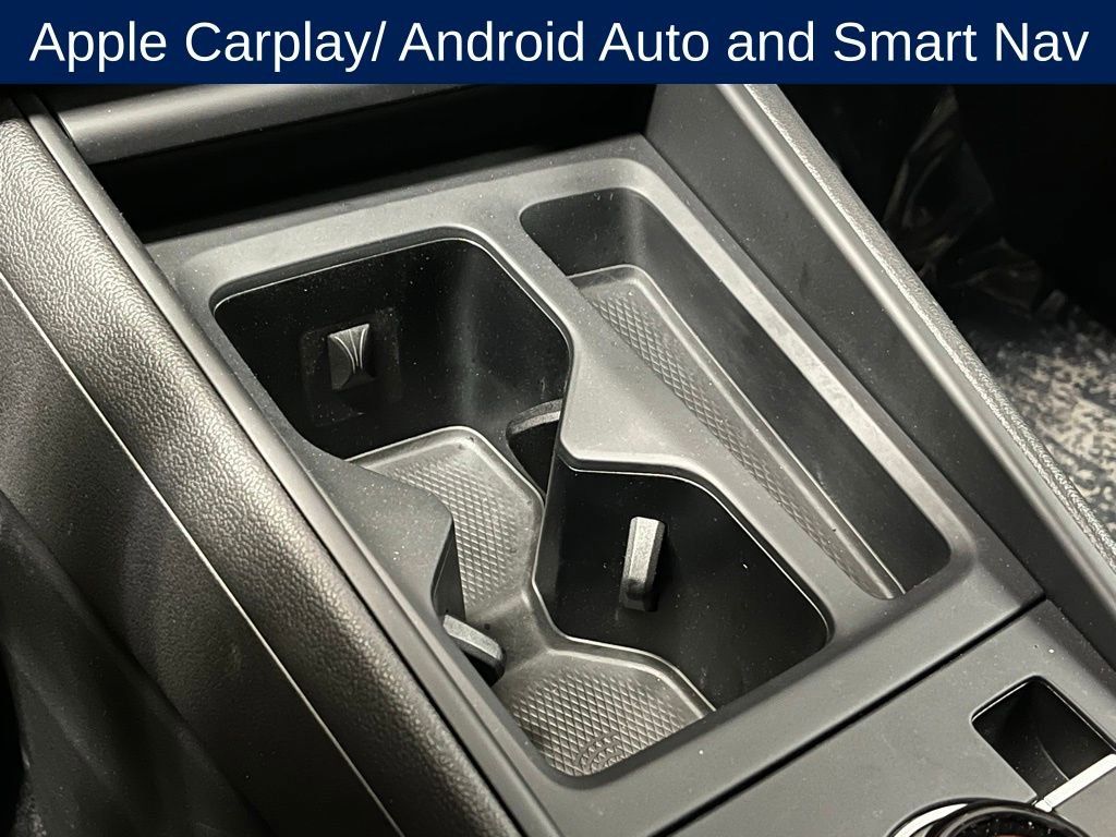 Used 2025 Volkswagen Tiguan SE R-Line image 11