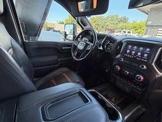 Used 2022 GMC Sierra 3500 AT4 w/ AT4 Preferred Package AWD/4WD image 54