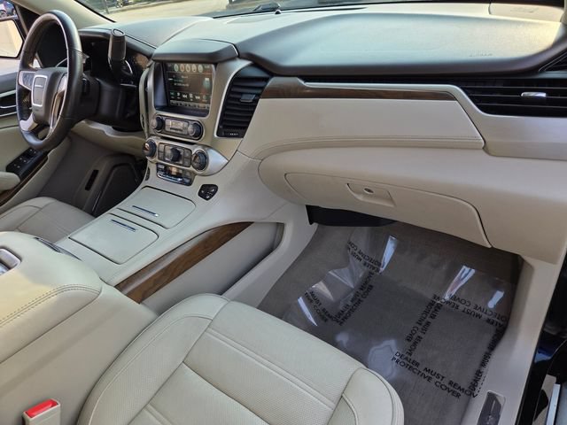 Used 2019 GMC Yukon Denali w/ Denali Ultimate Package AWD/4WD image 22