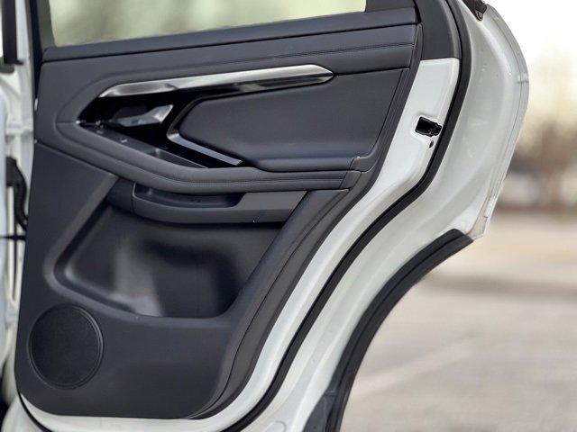 Used 2020 Land Rover Range Rover Evoque SE image 19