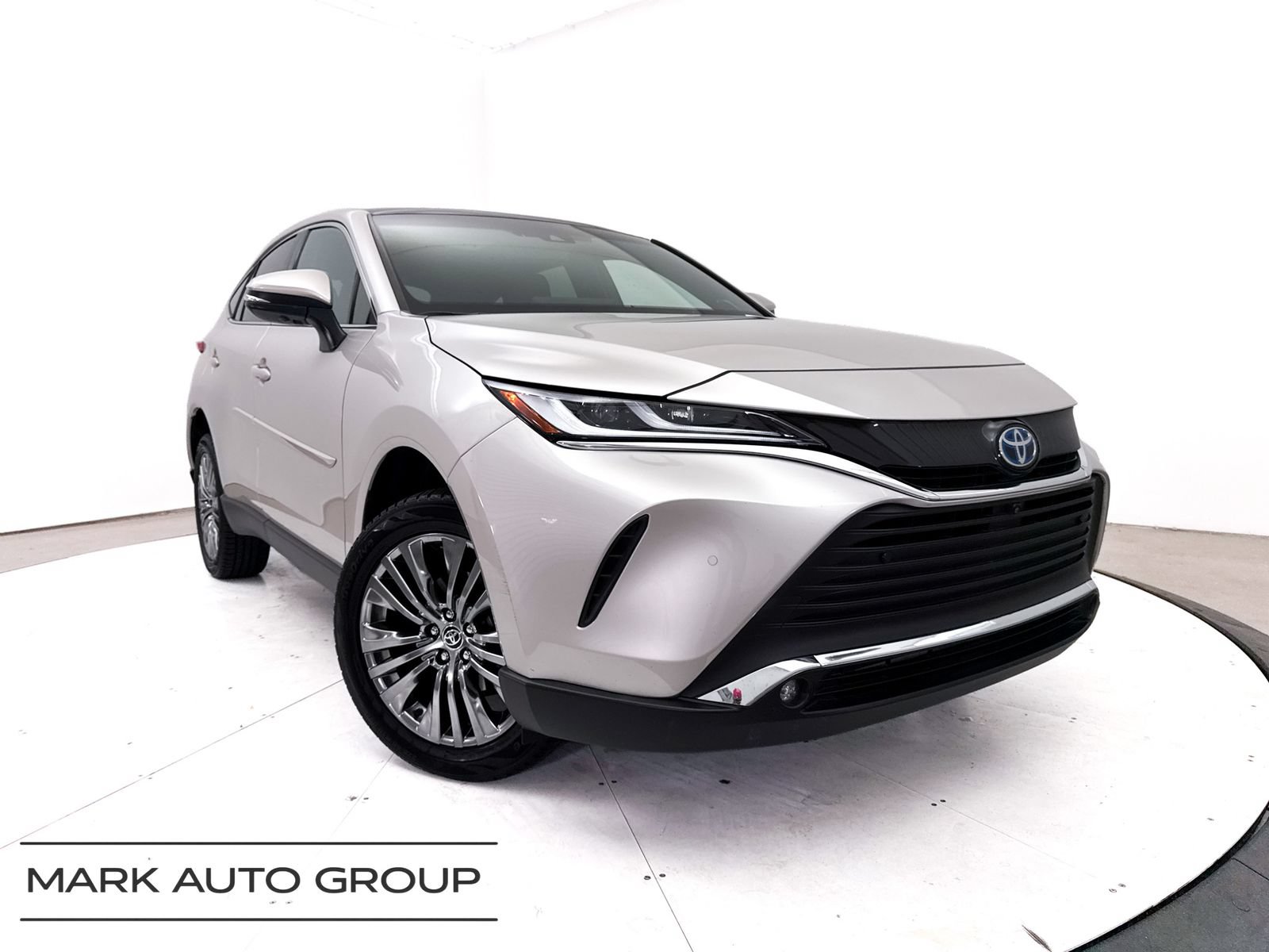 Used 2023 Toyota Venza Limited AWD/4WD video 1
