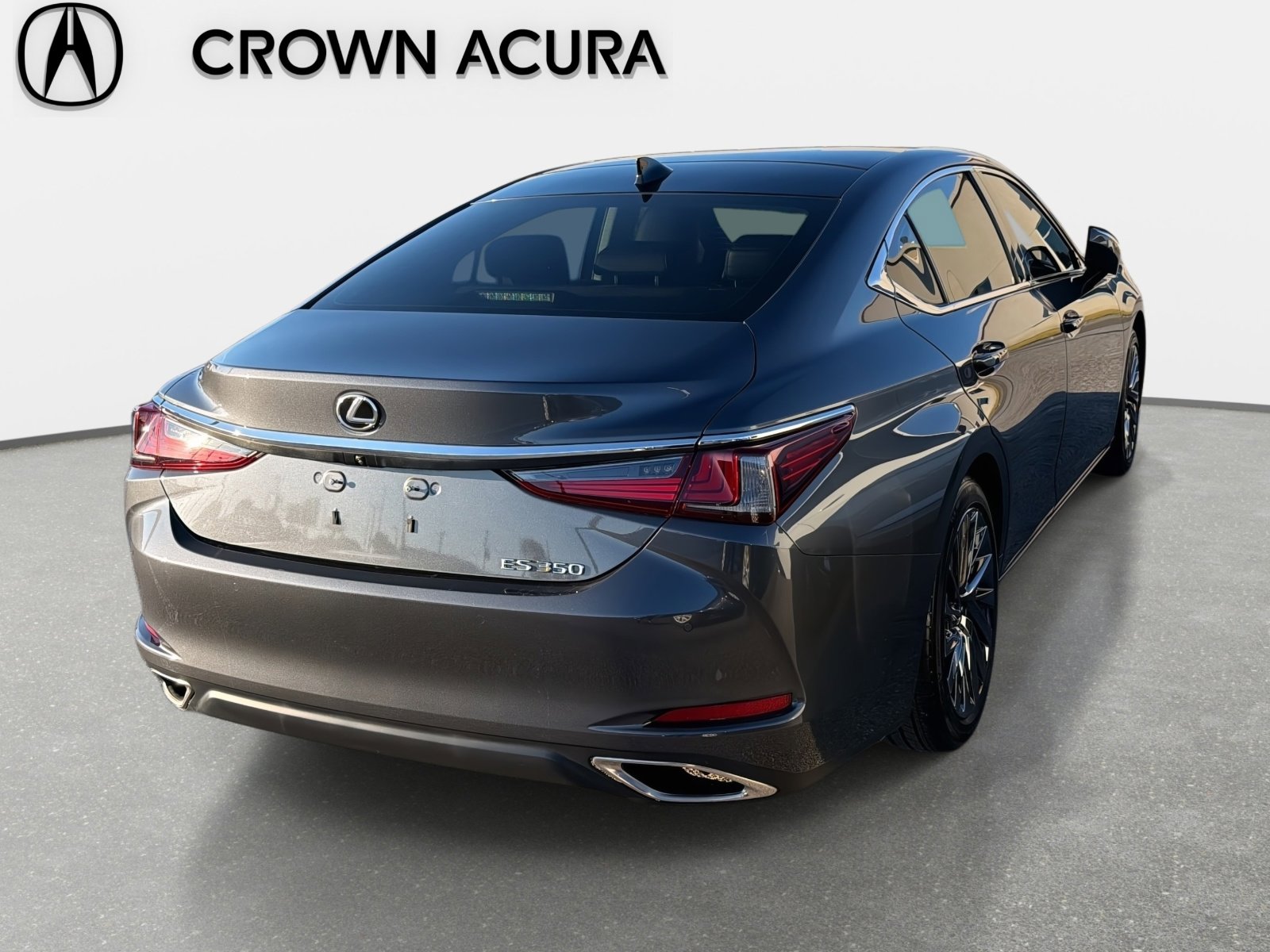 Used 2024 Lexus ES 350 w/ Technology Package image 39